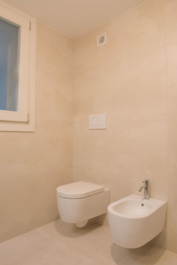 realizzazione-bagno-sanitari-godego-silvestri-pavimenti-arredobagno-cassola-vicenza-2.jpg