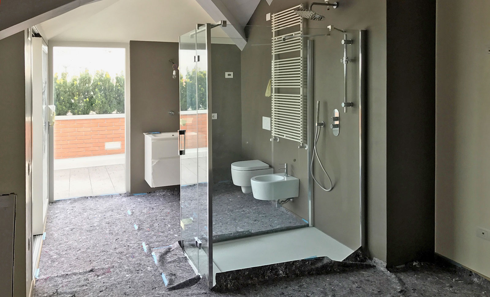 Ristrutturare il bagno nel 2018 conviene, grazie al bonus bagno Rifacimento bagno manutenzione ordinaria o straordinaria
