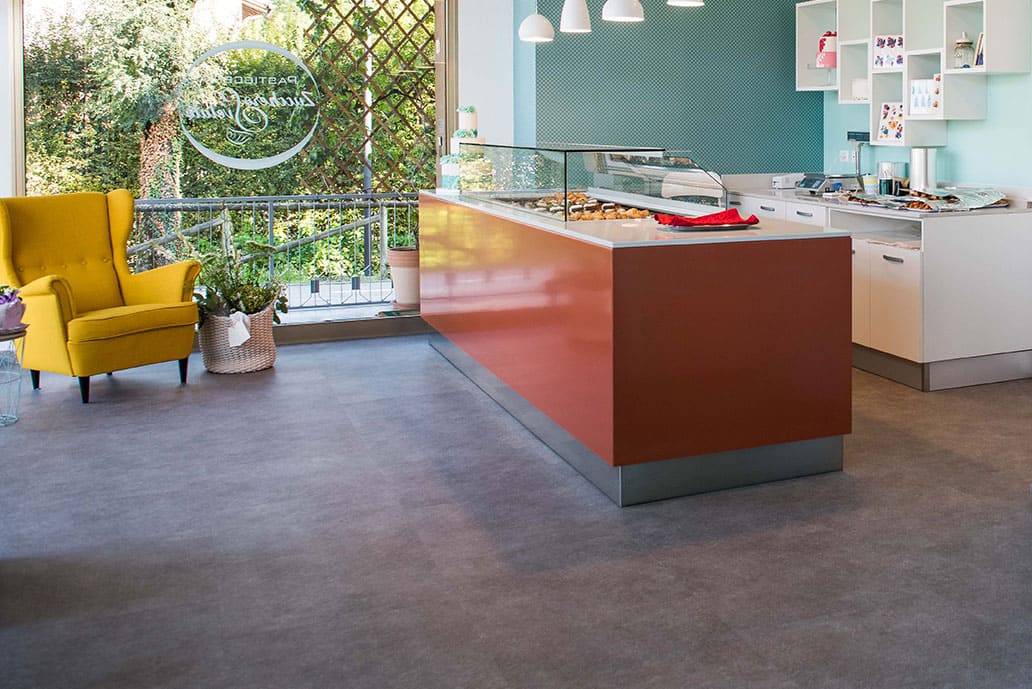 silvestri-2018-rivestimenti-doghe-viniliche-pavimenti-ceramica-rivestimenti-design-store-patisserie