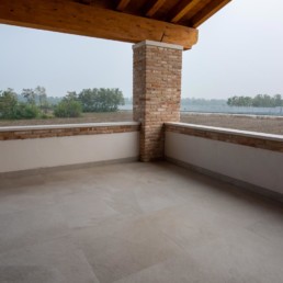 pavimento-portico-terrazza-mystone-ardesia-bianco-marazzi-silvestri-pavimenti-san-zanone