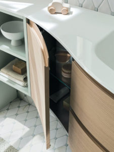arbi-mobile-bagno-curvo-fusion-moby-legno-rovere-ceramica-anta-specchio-mobili-classici-vintage-silvestri-pavimenti-rivestimenti-cassola-bassano-del-grappa-vicenza